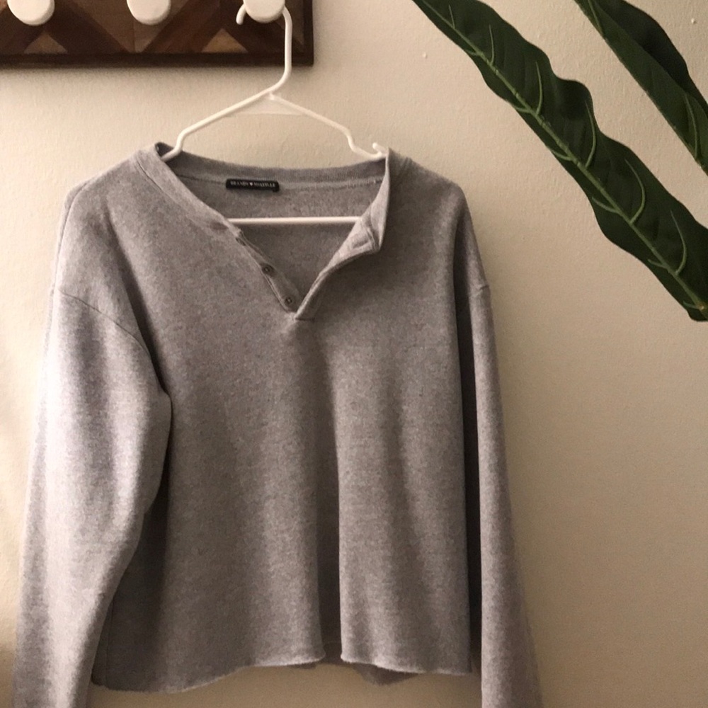 Brandy Melville Grey Long-Sleeve Pullover